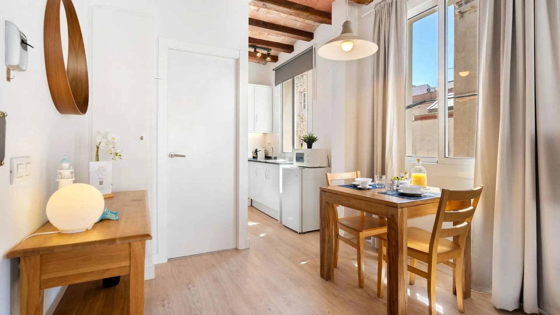 Lodging Apartments Barceloneta Beach Studio 32 İspanya